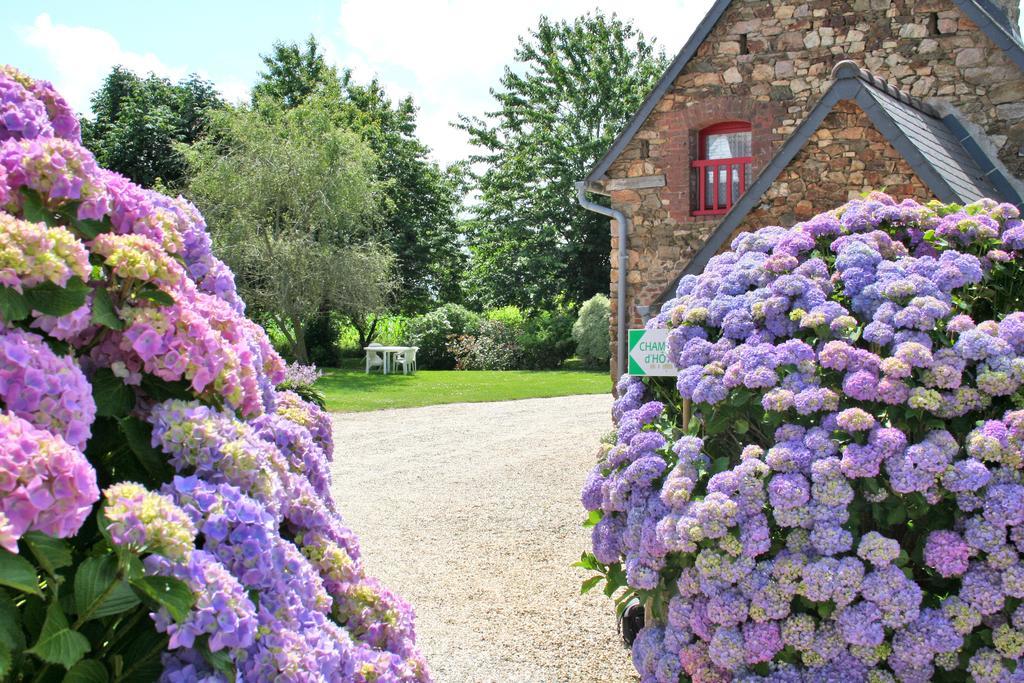 La Fermette Du Rohiou Bed and Breakfast Le Faouet  Exterior foto